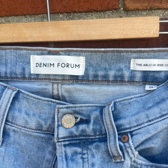 Denim Forum The Arlo HI-Rise cuff from Aritzia - Picture 2 of 3